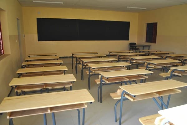 Une salle de classe de l'établissement